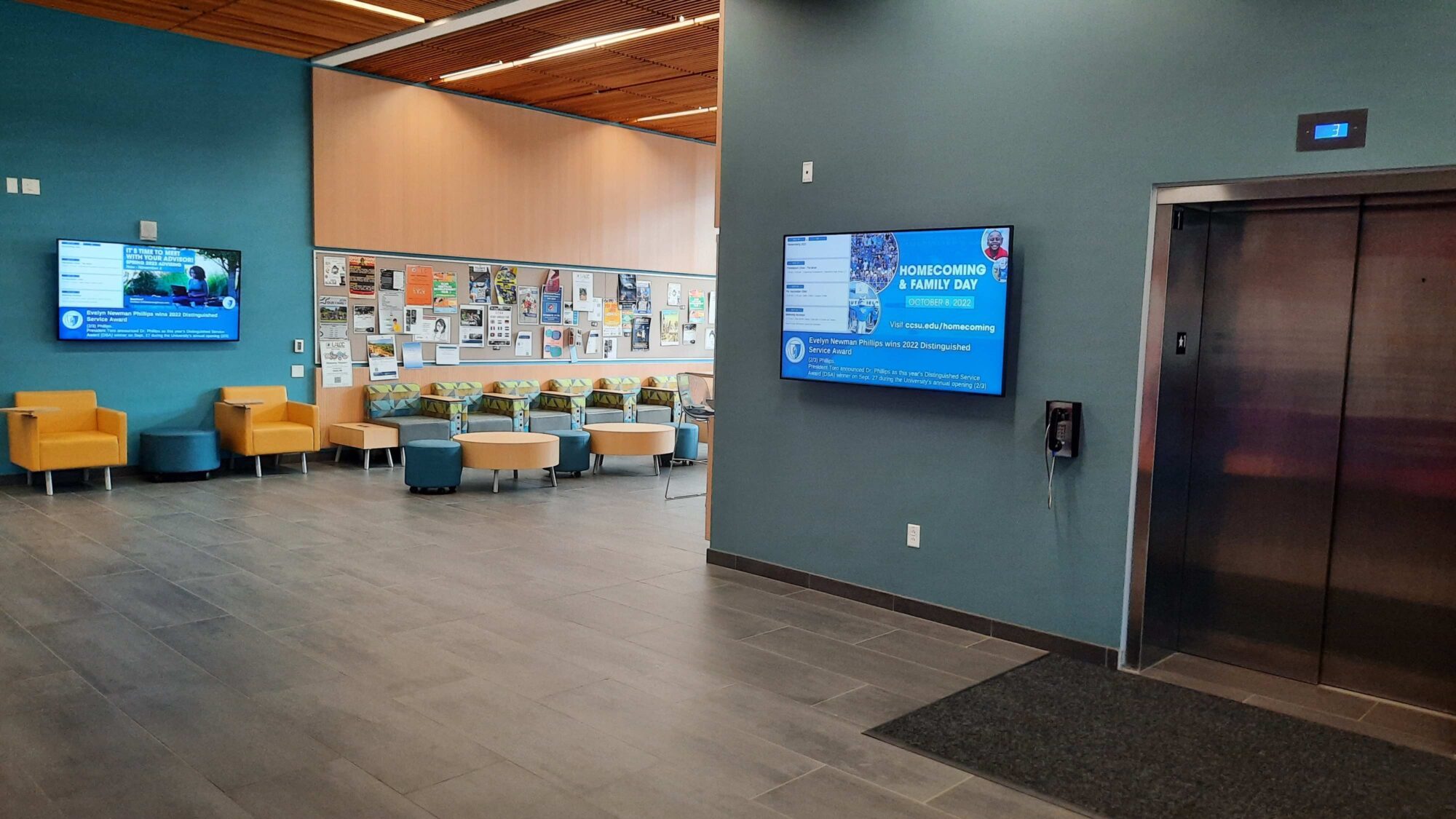 CCSU streamlines and simplifies campus-wide communications across 155 endpoints, while broadening the capabilities of its digital signage network with Carousel Cloud software