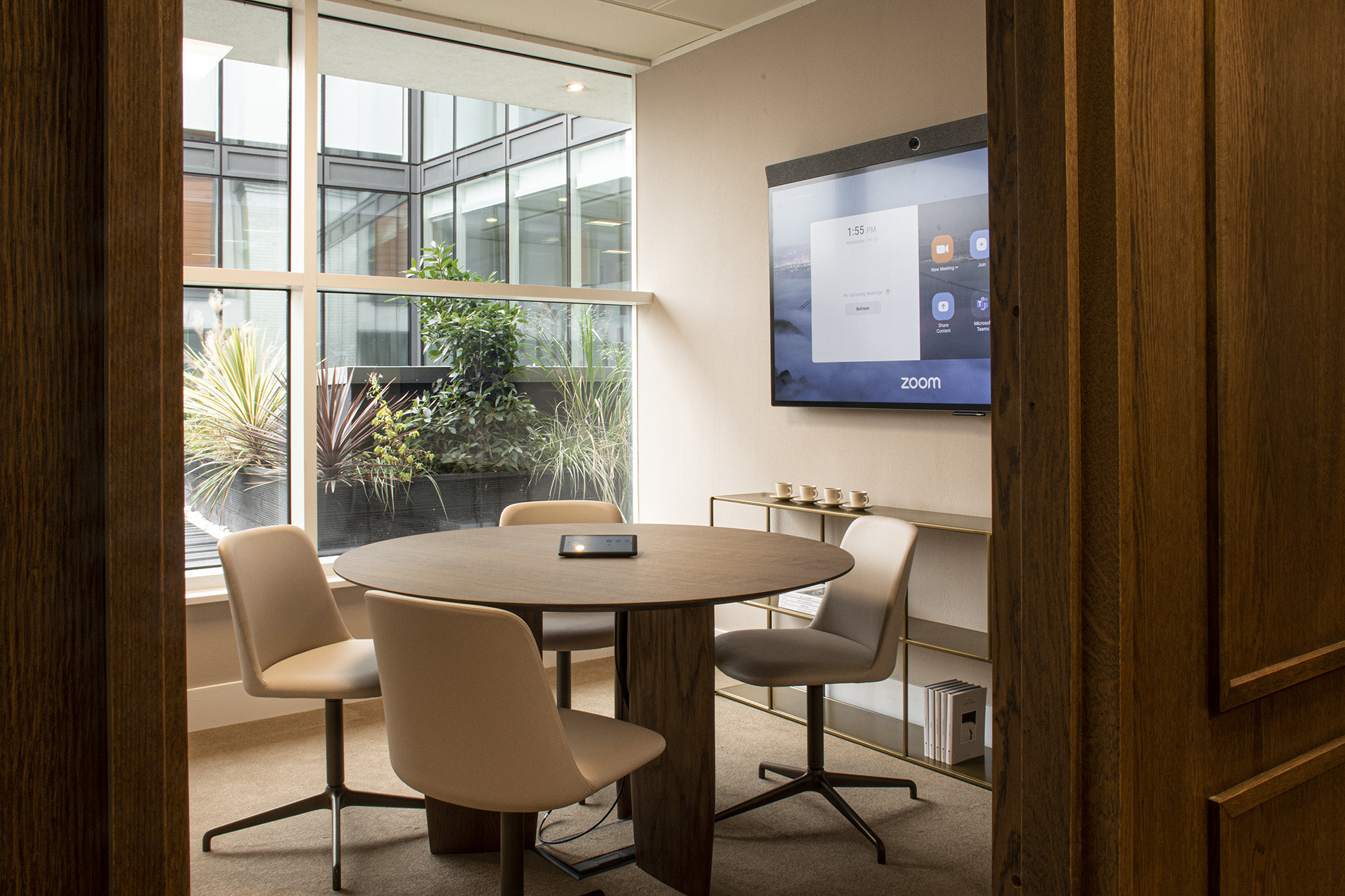 Tateside and Halkin have partnered to improve meeting room experiences at their King William Street offices. They deployed Lightware's Taurus UCX switchers, enabling seamless connectivity, 4K video, audio, and room automation. The integration also included a Shure audio solution.