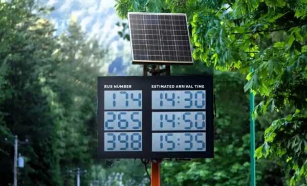 Solar-powered bus stop schedule - Image credit: Ynvisible