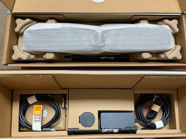 Sennheiser TeamConnect Bar S inside box