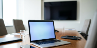 Why Downtime in Financial AV Systems Is More Costly Than You Think